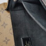 Louis Vuitton Pochette Metis S-lock — фото 10