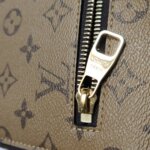 Louis Vuitton Pochette Metis S-lock — фото 14