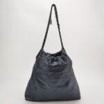 Chanel 22 Bag Logo — фото 5