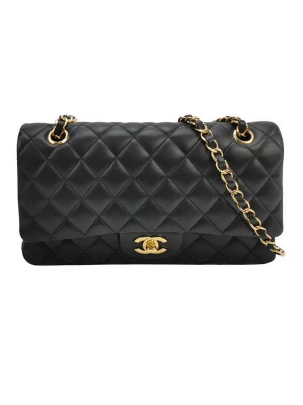 Chanel Classic Flap — продано