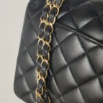 Chanel Classic Flap C — фото 18