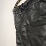 Chanel 22 Bag Logo — фото 16