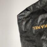 Chanel 22 Bag Logo — фото 17