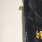 Chanel 22 Bag Logo — фото 22