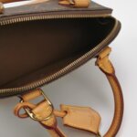 Louis Vuitton Alma BB Monogram — фото 7