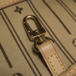 Louis Vuitton Neverfull Monogram — фото 10