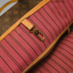 Louis Vuitton Neverfull Monogram — фото 11