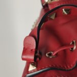 Valentino Garavani Calfskin Crossbody — фото 24