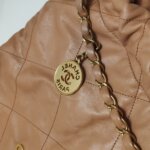 Chanel 22 Bag Logo — фото 13