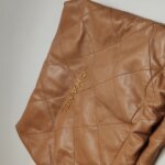 Chanel 22 Bag Logo — фото 21