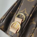 Louis Vuitton Pochette Metis East West — фото 12