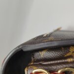 Louis Vuitton Pochette Metis East West — фото 18