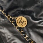 Chanel 22 Bag Logo — фото 12