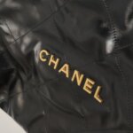 Chanel 22 Bag Logo — фото 13