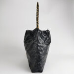 Chanel 22 Bag Logo — фото 3