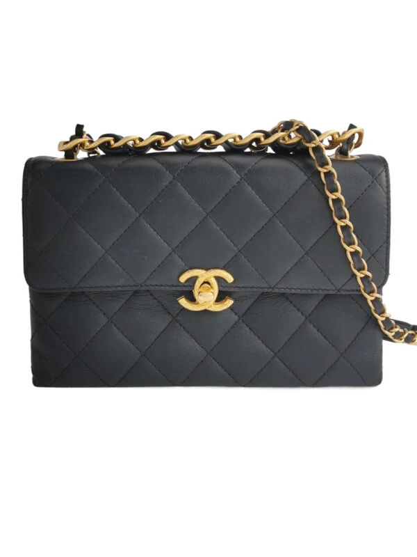 Chanel Flap Bag — продано
