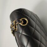Chanel Classic Flap C — фото 13