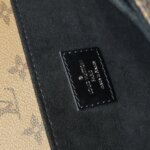 Louis Vuitton Pochette Metis Reverse S-lock — фото 10