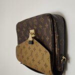 Louis Vuitton Pochette Metis Reverse S-lock — фото 19