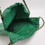 Chanel 22 Bag Logo — фото 7