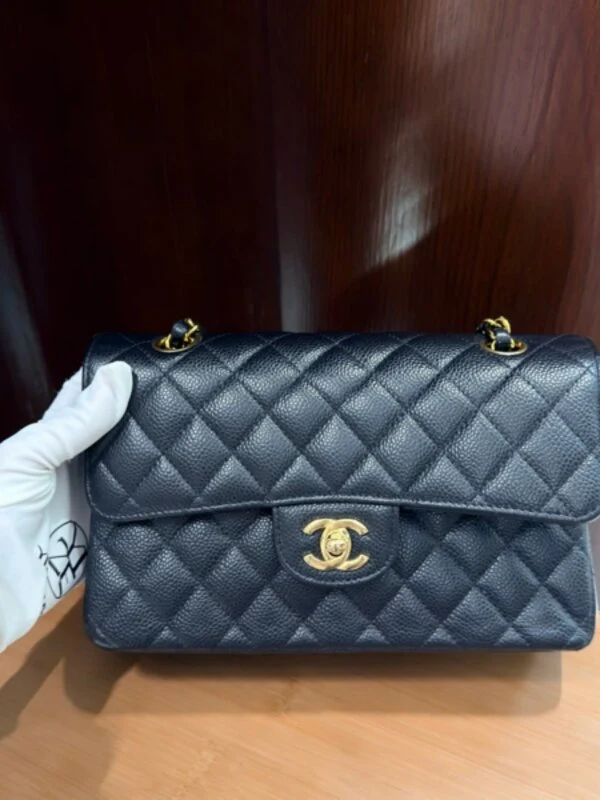 Chanel Classic Flap (Шанель)