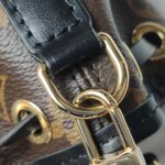 Louis Vuitton Canoe Monogram — фото 12