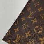Louis Vuitton Toiletry Pouch On Chain — фото 24