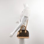 Louis Vuitton Alma BB Monogram — фото 2