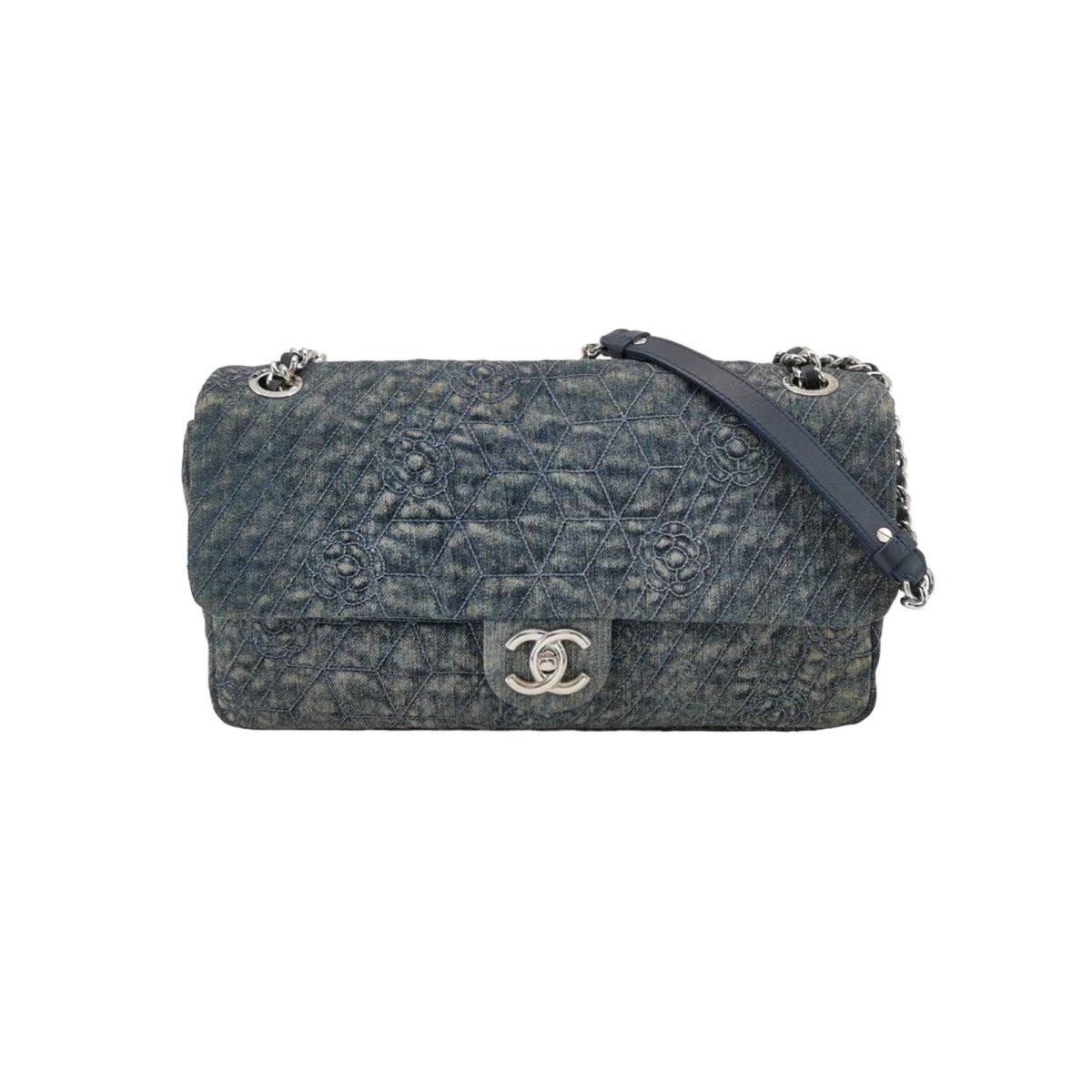 Chanel Flap Bag — продано