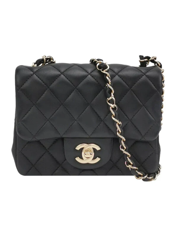 Chanel Classic Flap — продано