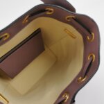 Valentino Garavani Lambskin Logo Crossbody — фото 7