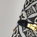 Louis Vuitton Pochette Metis 1854 S-lock — фото 15