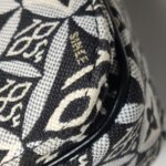 Louis Vuitton Pochette Metis 1854 S-lock — фото 16