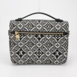 Louis Vuitton Pochette Metis 1854 S-lock — фото 5