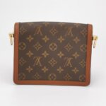 Louis Vuitton Dauphine Monogram LV — фото 5