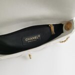 Chanel Flap Bag — фото 8