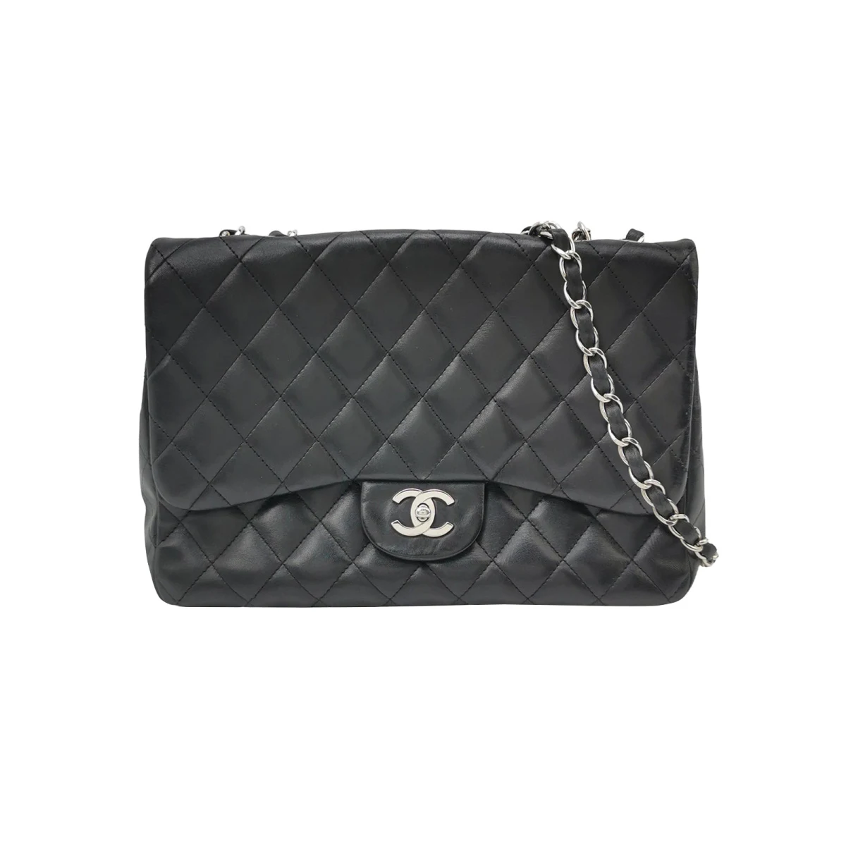 Chanel Classic Flap — продано