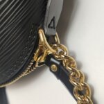 Louis Vuitton Alma Nano — фото 12