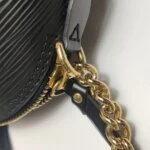 Louis Vuitton Alma Nano (Луи Виттон) — фото 12