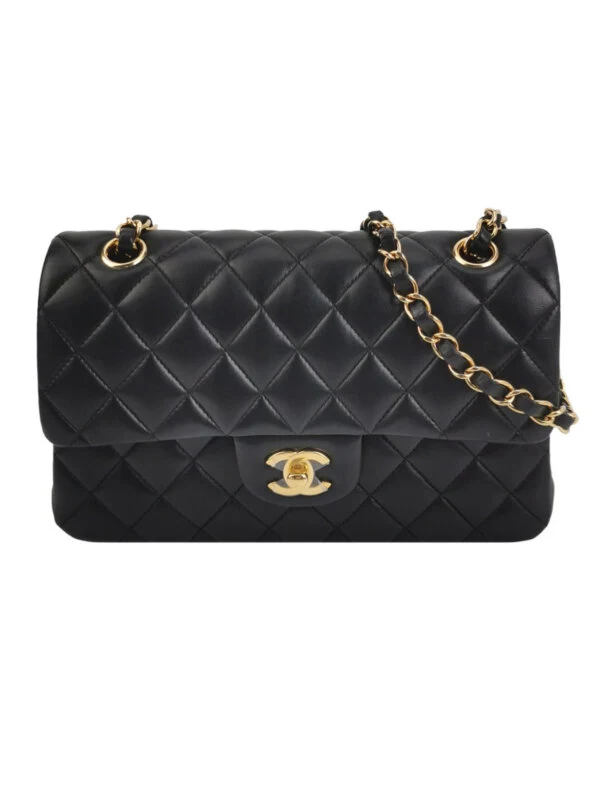 Chanel Classic Flap — продано