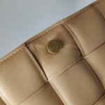 Bottega Veneta Cassette Intreccio — фото 15