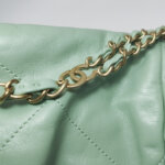 Chanel 22 Bag Logo — фото 13