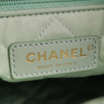 Chanel 22 Bag Logo — фото 8