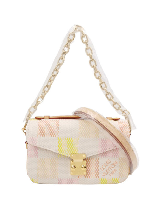 Louis Vuitton Pochette Metis East West