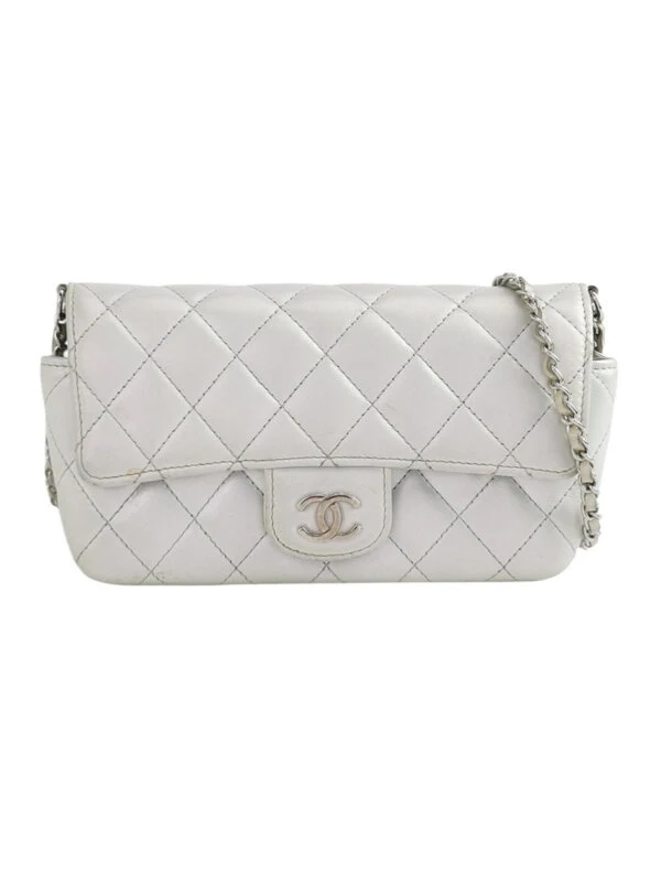 Chanel Flap Bag — продано