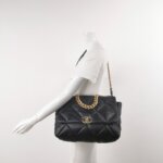 Chanel 19 Bag Maxi — фото 2