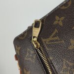 Louis Vuitton Pochette Metis S-lock — фото 14