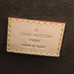 Louis Vuitton Pochette Metis S-lock — фото 8