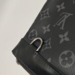 Louis Vuitton Pochette Voyage D — фото 10