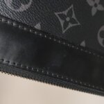 Louis Vuitton Pochette Voyage D — фото 15